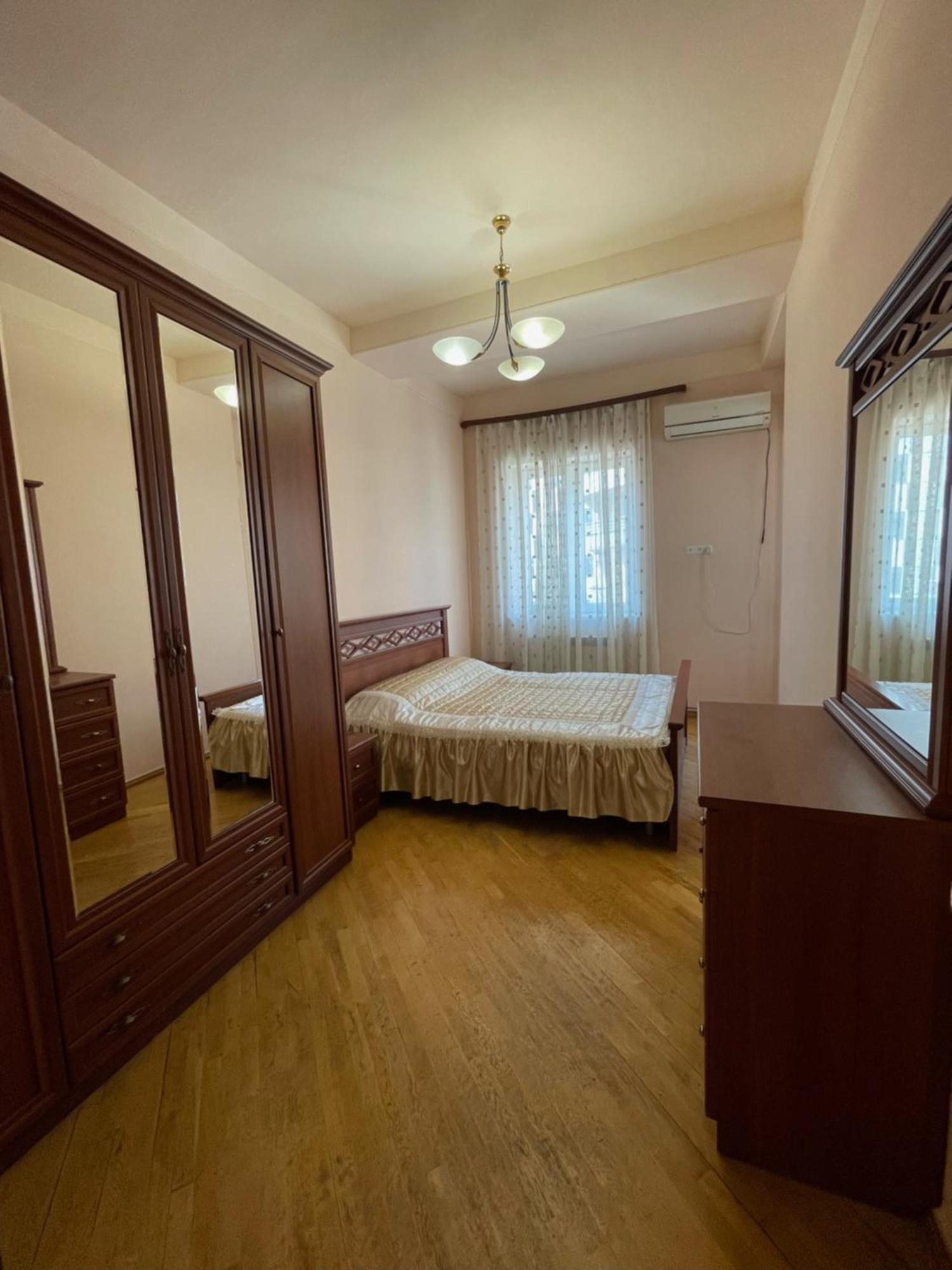 3-Х Комнатная Квартира На Северном Проспекте Apartment Yerevan Exterior photo