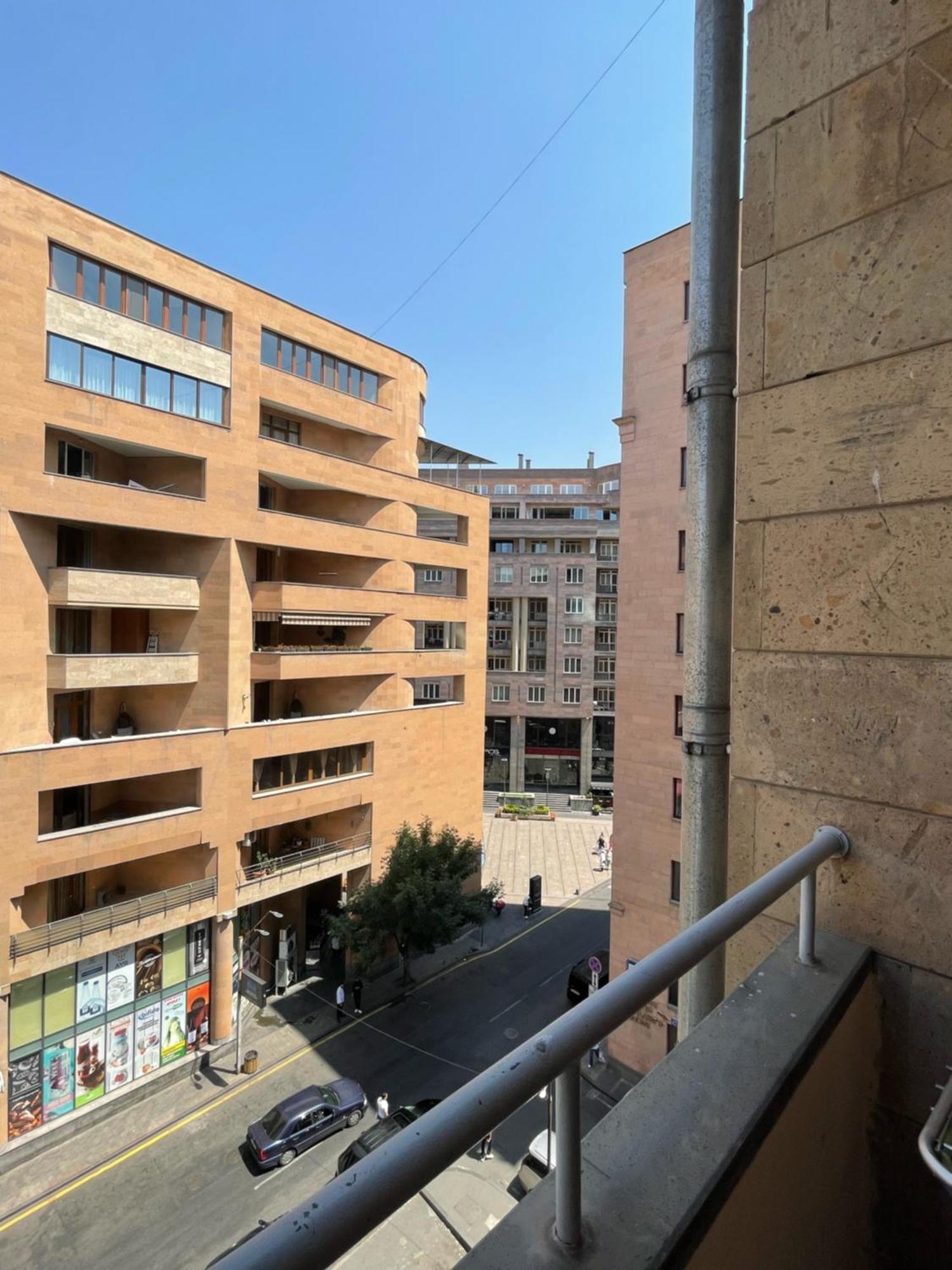 3-Х Комнатная Квартира На Северном Проспекте Apartment Yerevan Exterior photo